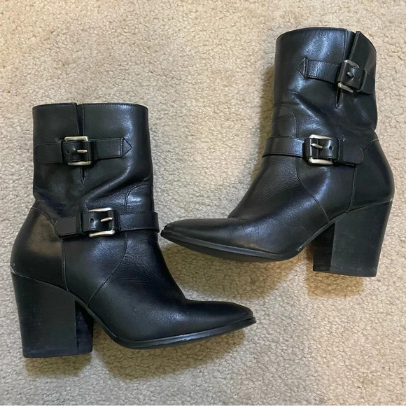 Michael Kors 'Ashton' Mid Ankle Bootie - Picture 1 of 10